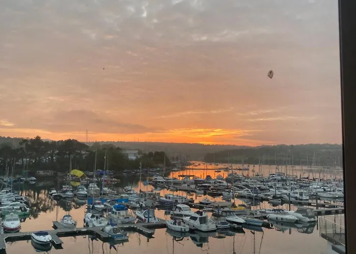 Solano A 2 Bedroom Waterside Villa In Falmouth