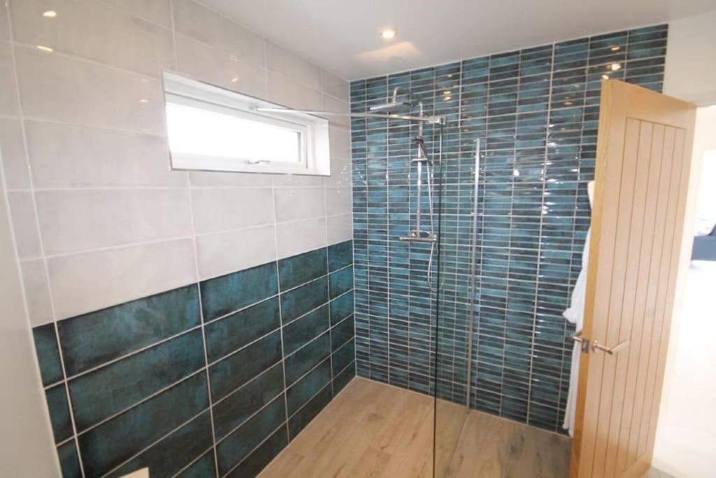 Solano A 2 Bedroom Waterside In Falmouth * Flushing
