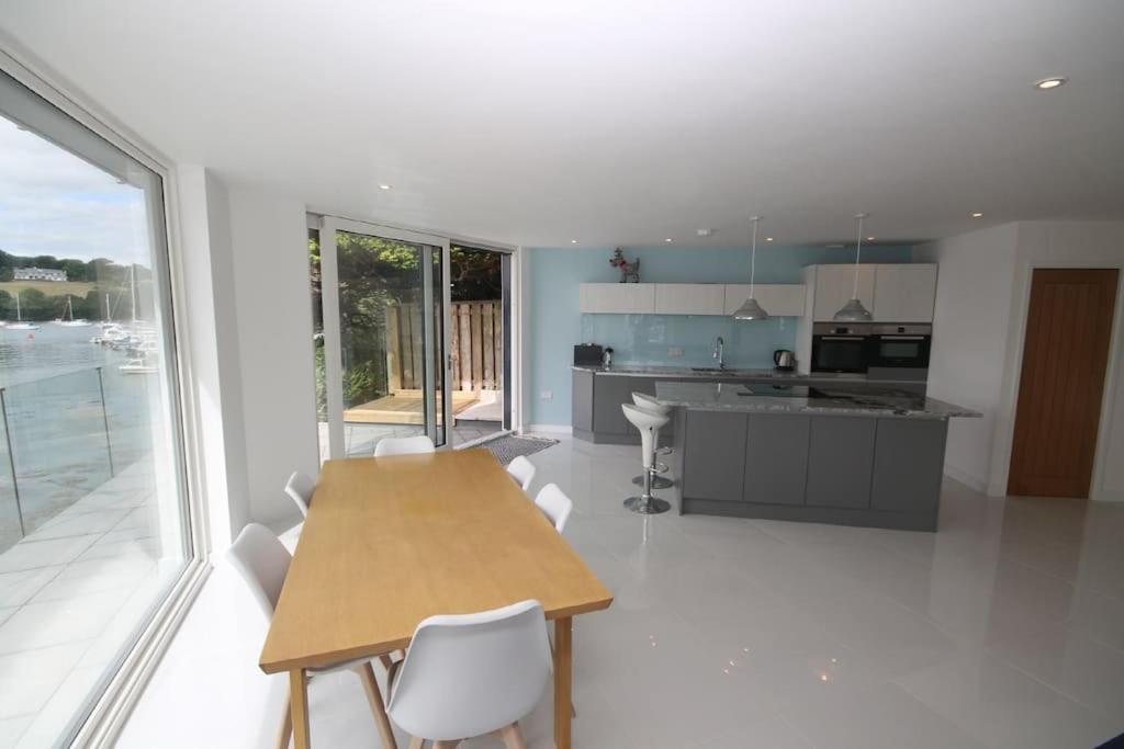 Solano A 2 Bedroom Waterside In Falmouth * Flushing