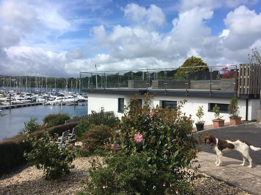 Solano A 2 Bedroom Waterside In Falmouth *