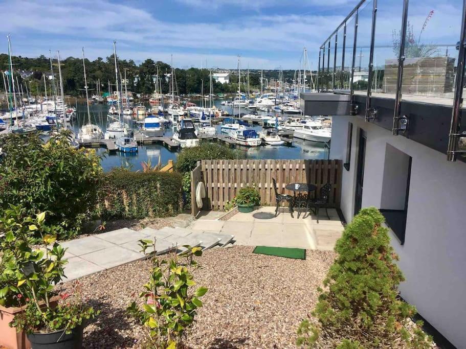 Solano A 2 Bedroom Waterside In Falmouth Villa Flushing